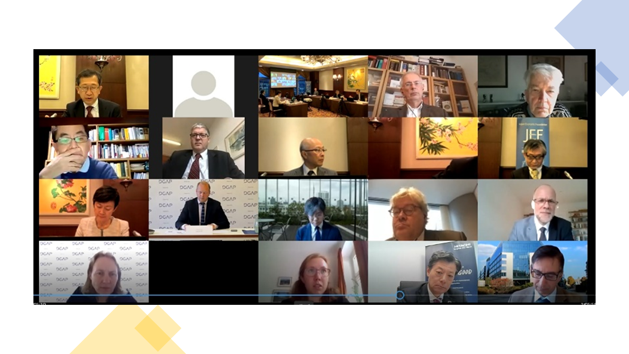 年 Japan Economic Foundation 年 Japan Economic Foundation