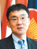 ASEAN: A New Stage of Community Building amid Geopolitical & Economic Uncertainty